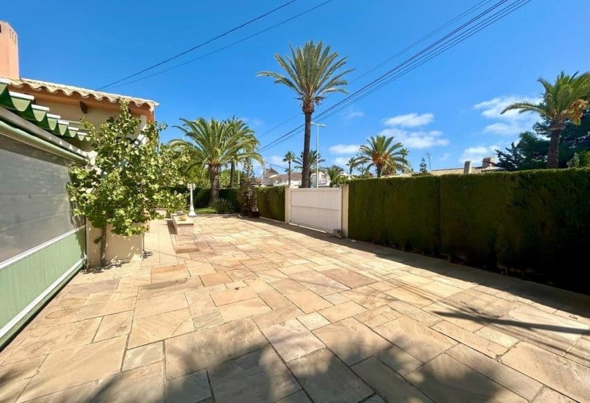 3 sypialnia Willa na sprzedaż w Orihuela Costa z basenem - 790 000 € (Ref: 9278609)