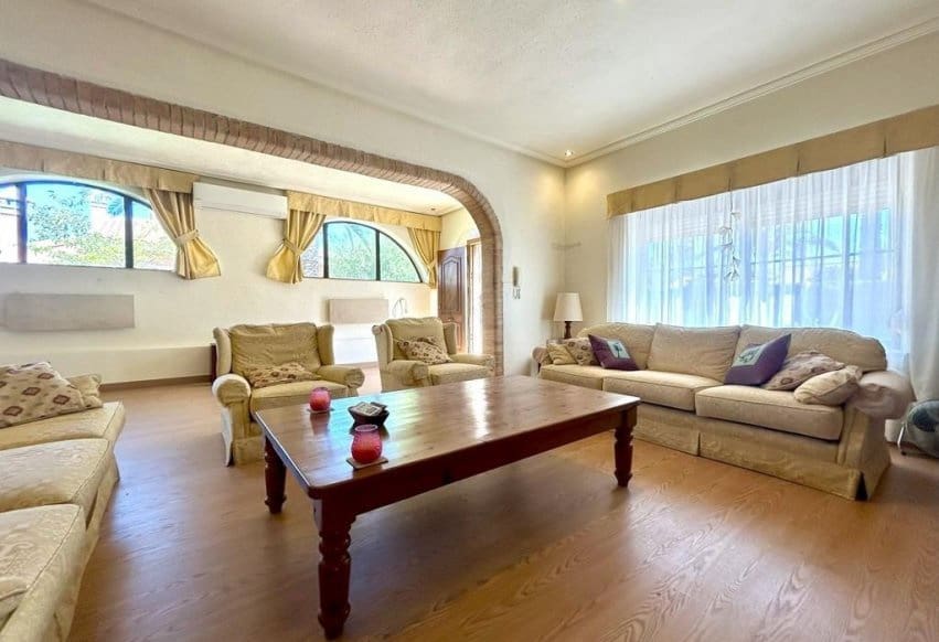 3 sypialnia Willa na sprzedaż w Orihuela Costa z basenem - 790 000 € (Ref: 9278609)