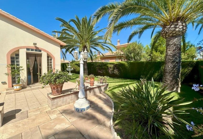 3 sypialnia Willa na sprzedaż w Orihuela Costa z basenem - 790 000 € (Ref: 9278609)