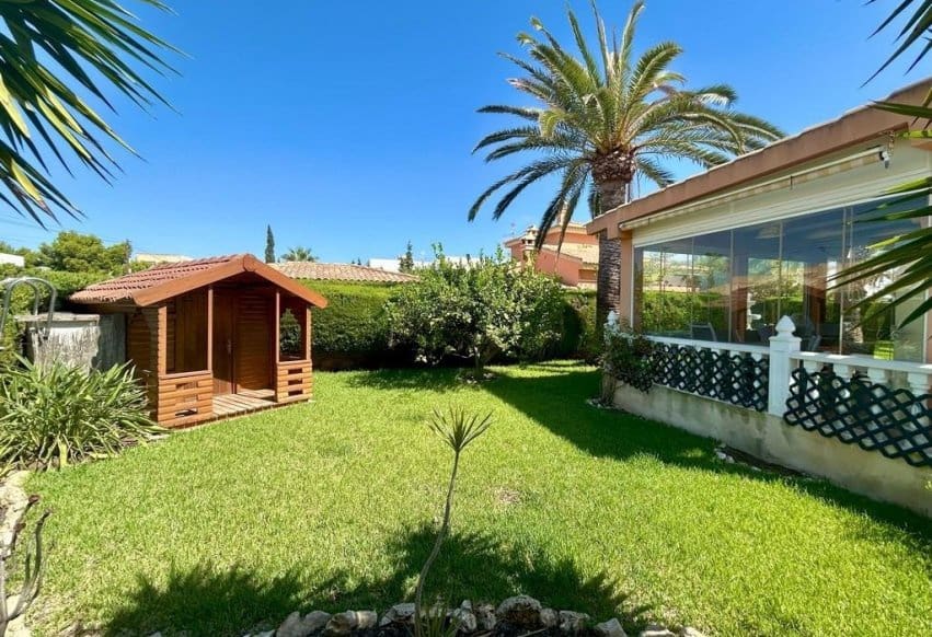 3 sypialnia Willa na sprzedaż w Orihuela Costa z basenem - 790 000 € (Ref: 9278609)
