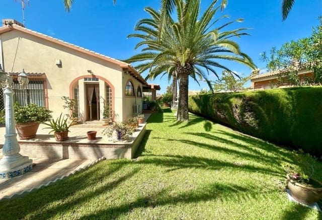 3 soveværelse Villa til salg i Aguamarina, Orihuela med swimmingpool - € 790.000 (Ref: 9278609)