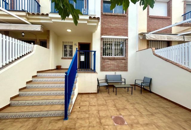 3 sypialnia Dom na sprzedaż w Dehesa de Campoamor, Orihuela z garażem - 355 000 € (Ref: 9278610)