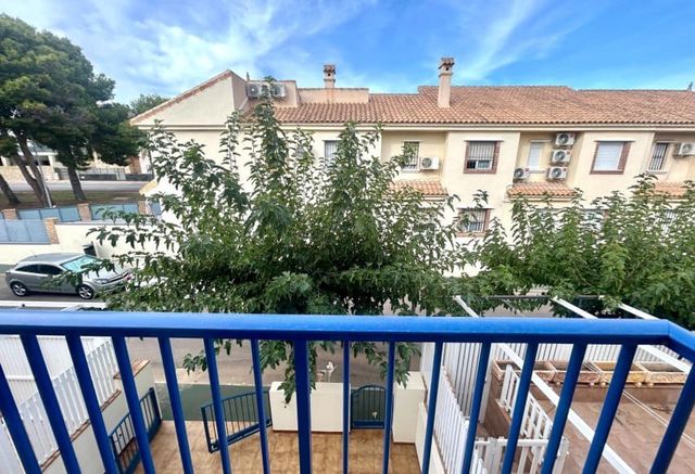 3 sypialnia Dom na sprzedaż w Dehesa de Campoamor, Orihuela z garażem - 355 000 € (Ref: 9278610)