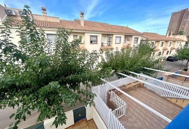 3 sypialnia Dom na sprzedaż w Dehesa de Campoamor, Orihuela z garażem - 355 000 € (Ref: 9278610)