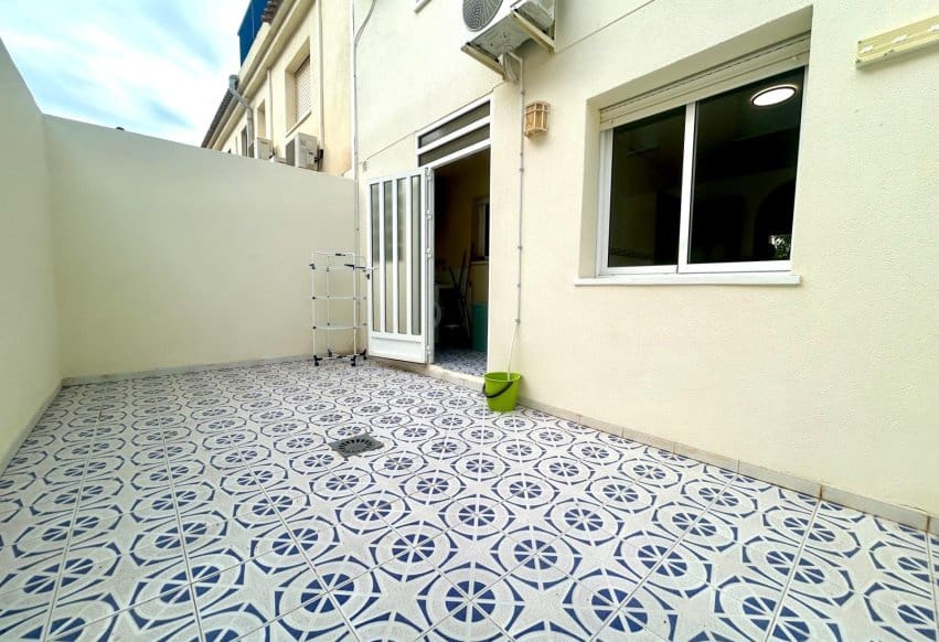 3 bedroom Townhouse for sale in Campoamor with garage - € 355,000 (Ref: 9278610)