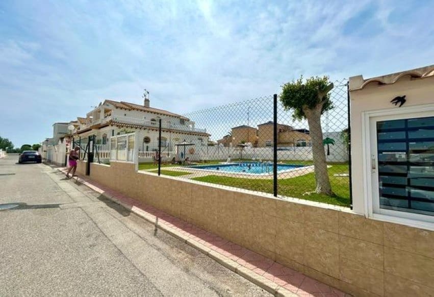3 bedroom Apartment for sale in Orihuela with pool - € 288,000 (Ref: 9278611)
