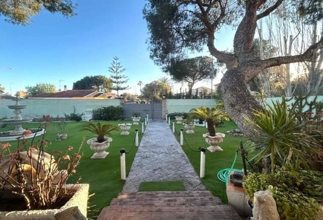 3 quarto Moradia para venda em Dehesa de Campoamor, Orihuela com piscina garagem - 985 000 € (Ref: 9278615)