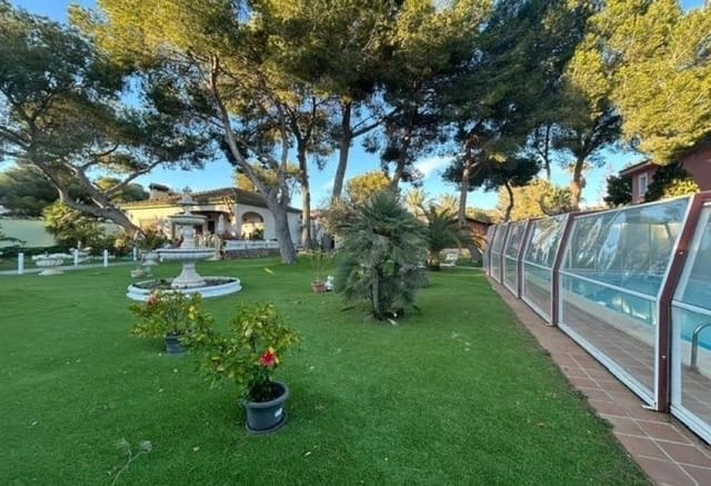 3 quarto Moradia para venda em Dehesa de Campoamor, Orihuela com piscina garagem - 985 000 € (Ref: 9278615)