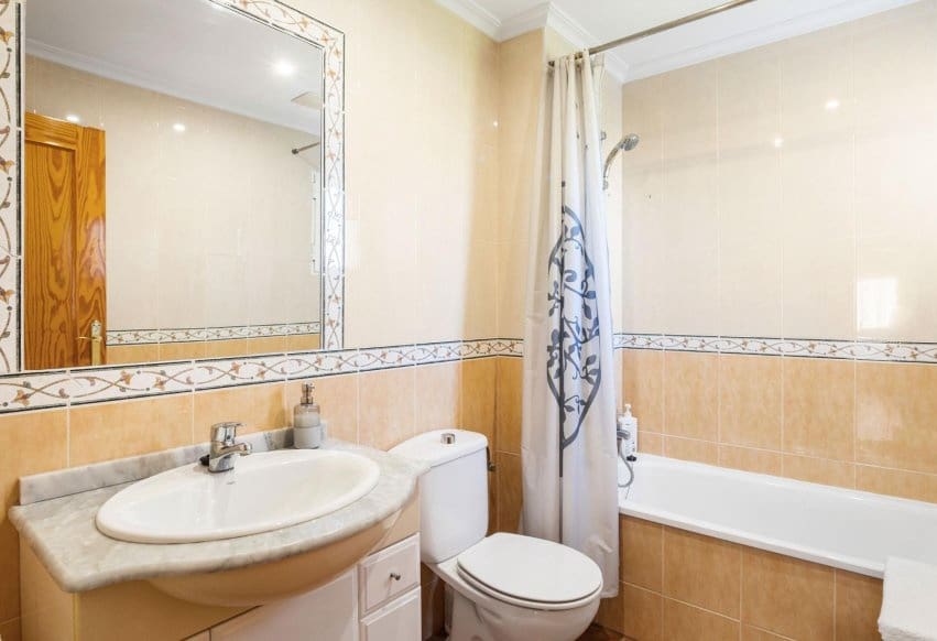 3 bedroom Apartment for sale in Orihuela Costa with pool - € 229,500 (Ref: 9278616)