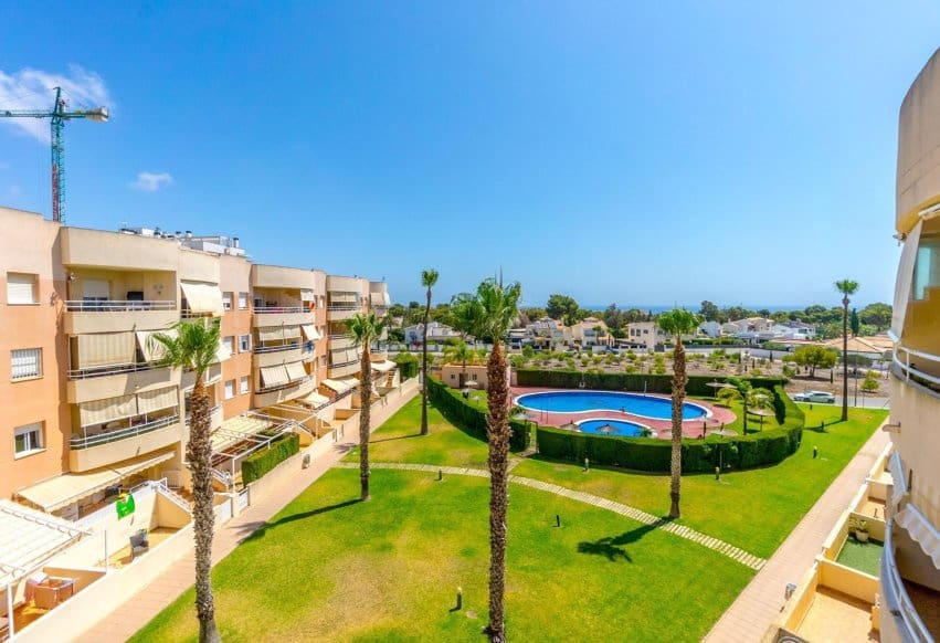 3 bedroom Apartment for sale in Orihuela Costa with pool - € 229,500 (Ref: 9278616)