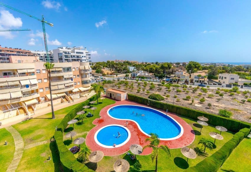 3 bedroom Apartment for sale in Orihuela Costa with pool - € 229,500 (Ref: 9278616)