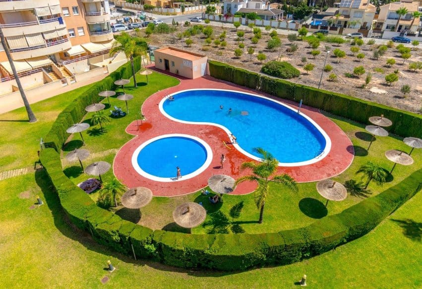 3 bedroom Apartment for sale in Orihuela Costa with pool - € 229,500 (Ref: 9278616)
