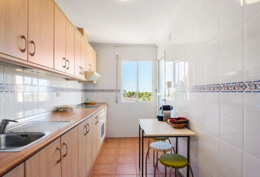 3 makuuhuone Huoneisto myytävänä paikassa Campoamor mukana uima-altaan - 229 500 € (Ref: 9278616)