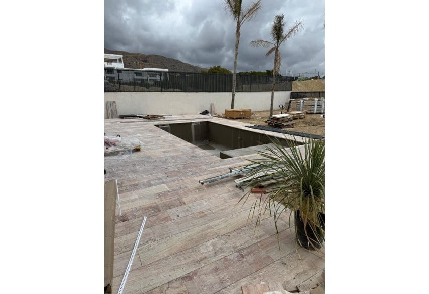 2 bedroom Apartment for sale in Finestrat with pool - € 425,000 (Ref: 9278634)