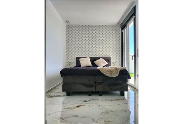 3 Zimmer Villa zu verkaufen in Pinar de Campoverde, Pilar de la Horadada mit Pool - 460.000 € (Ref: 9278644)