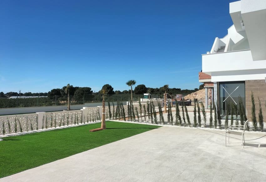 3 bedroom Villa for sale in Pilar de la Horadada with pool - € 460,000 (Ref: 9278644)