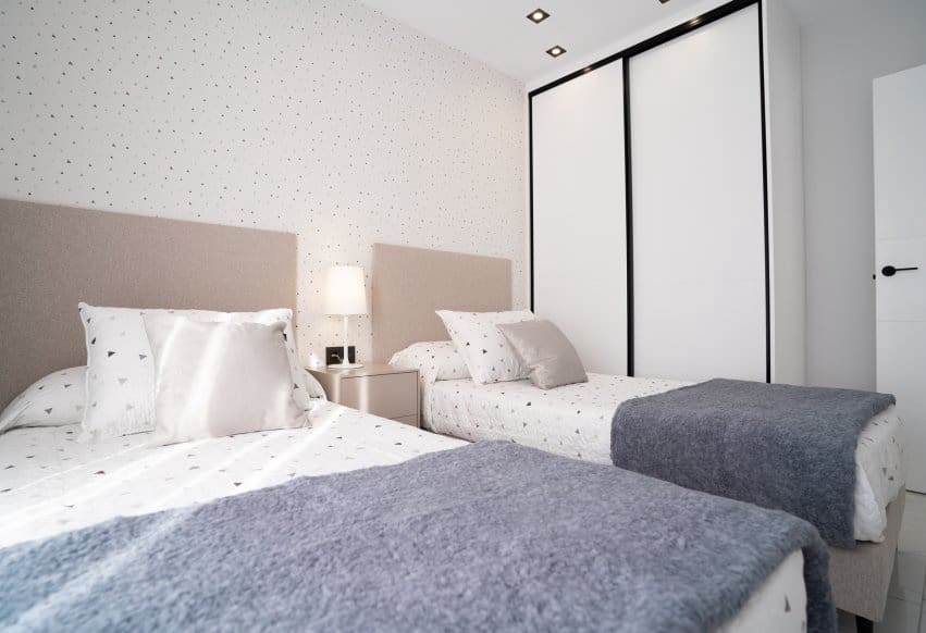 2 Zimmer Bungalow zu verkaufen in Pilar de la Horadada mit Pool - 340.000 € (Ref: 9278649)