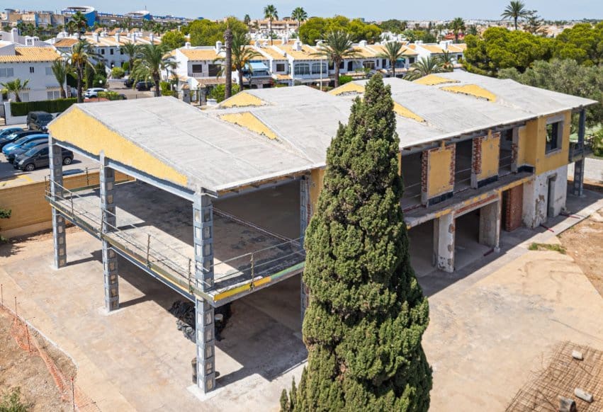 Chalet de 8 habitaciones en Cabo Roig en venta con piscina garaje - 2.400.000 € (Ref: 9278658)