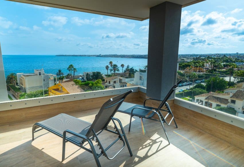 2 bedroom Apartment for sale in Orihuela Costa with pool garage - € 559,000 (Ref: 9278660)