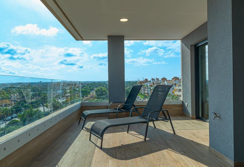 2 bedroom Apartment for sale in Orihuela Costa with pool garage - € 559,000 (Ref: 9278660)