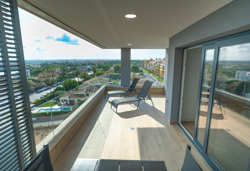 2 bedroom Apartment for sale in Orihuela Costa with pool garage - € 559,000 (Ref: 9278660)