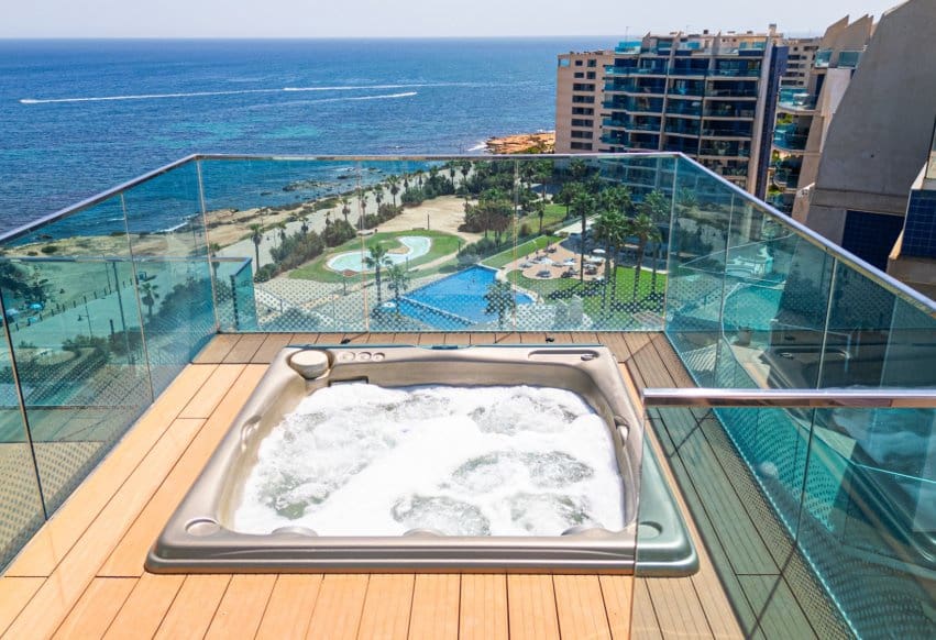 3 soveværelse Penthouse til salg i Orihuela Costa med swimmingpool garage - € 810.000 (Ref: 9278661)