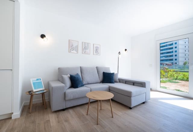 2 slaapkamer Appartement te koop in Punta Prima, Orihuela met zwembad garage - € 529.000 (Ref: 9278663)