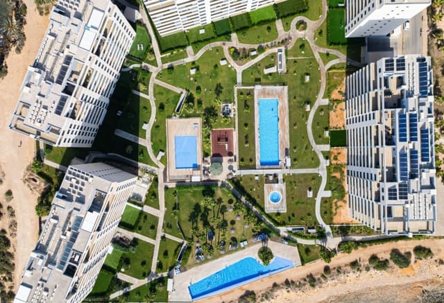 2 slaapkamer Appartement te koop in Punta Prima, Orihuela met zwembad garage - € 529.000 (Ref: 9278663)