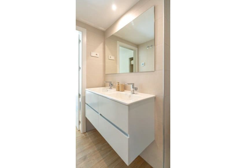 2 bedroom Apartment for sale in Orihuela Costa with pool garage - € 529,000 (Ref: 9278663)