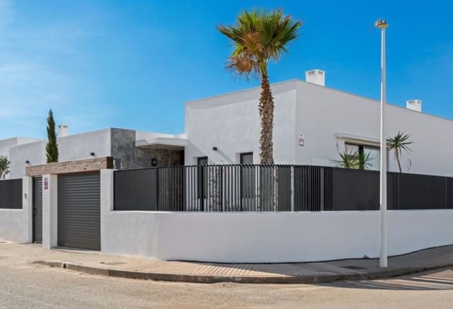 3 soveværelse Villa til salg i Mar de Cristal, Cartagena med swimmingpool - € 549.000 (Ref: 9293622)