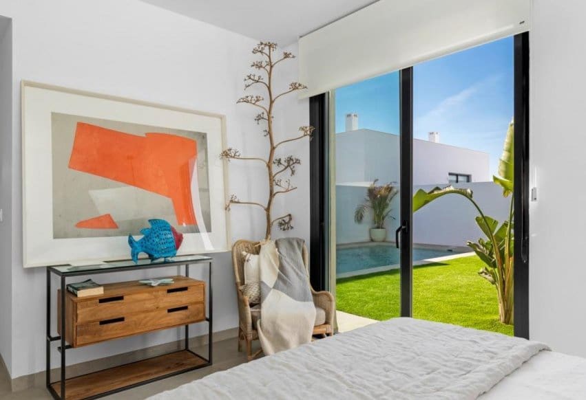 3 bedroom Villa for sale in Mar de Cristal with pool - € 549,000 (Ref: 9293622)