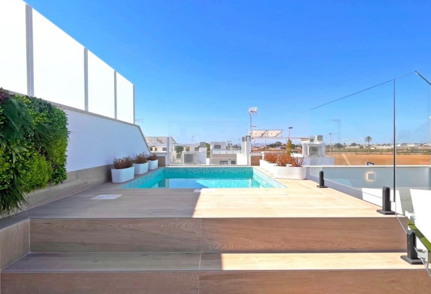 3 chambre Bungalow à vendre à Torre de la Horadada avec piscine - 395 000 € (Ref: 9293623)