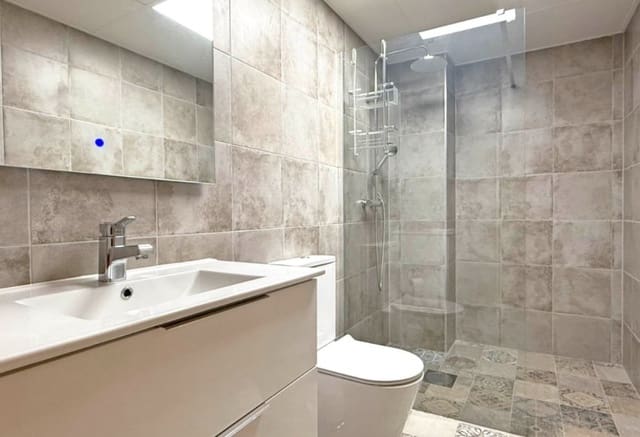 1 soverom Kommersiell til salgs i Avenida Habaneras - Curva de Palangre, Torrevieja - € 165 000 (Ref: 9293627)