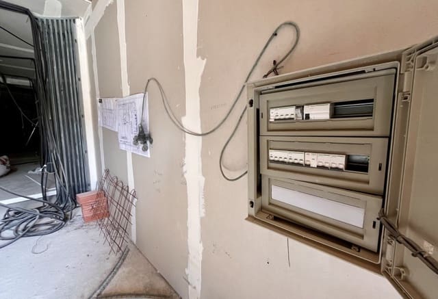 Commercial for sale in La Zenia, Orihuela - € 399,950 (Ref: 9293631)