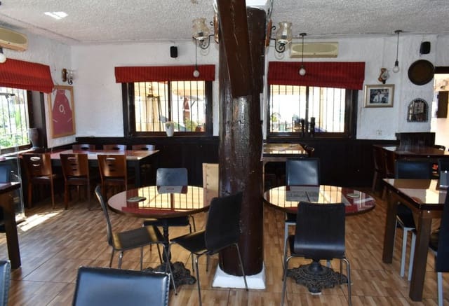 Commercial for sale in Ciudad Quesada, Rojales - € 399,000 (Ref: 9293633)