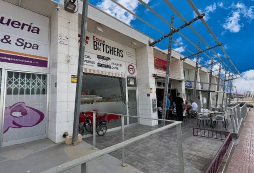 Commercieel te koop in Ciudad Quesada - € 179.950 (Ref: 9293635)