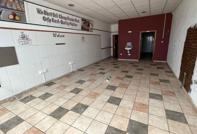 Commercial for sale in Ciudad Quesada, Rojales - € 179,950 (Ref: 9293635)