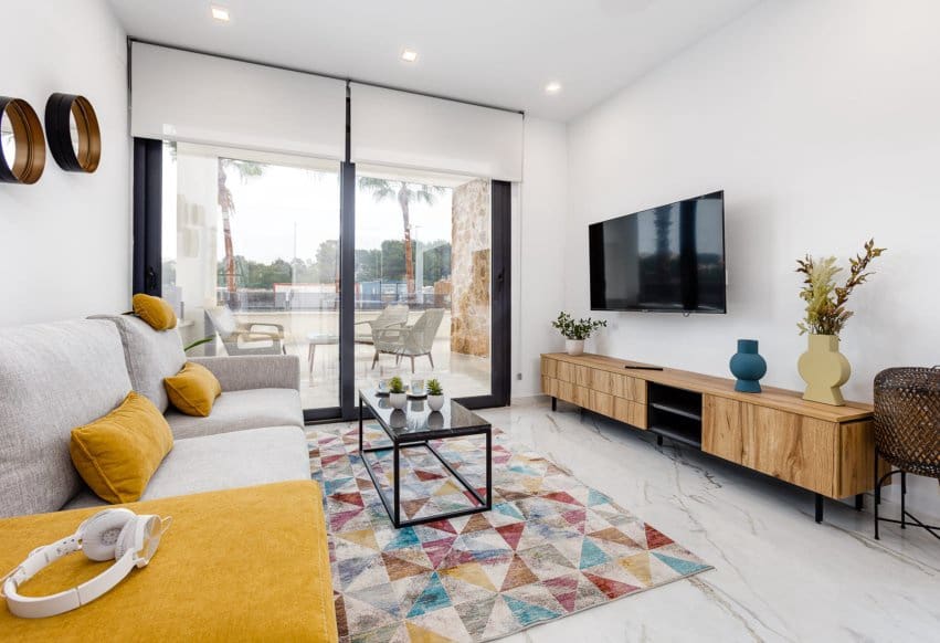 2 slaapkamer Bungalow te koop in Ciudad Quesada met zwembad - € 300.000 (Ref: 9293638)