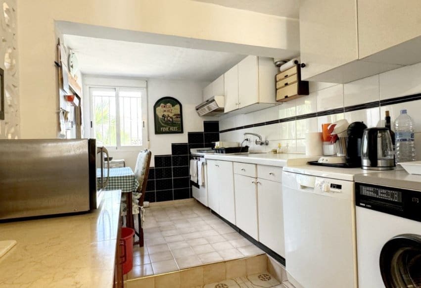 7 soverom Villa til salgs i La Zenia med svømmebasseng - € 899 000 (Ref: 9293641)