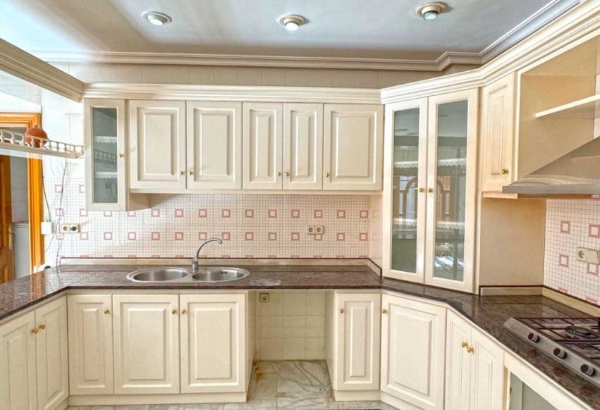 6 bedroom Apartment for sale in San Pedro del Pinatar - € 415,000 (Ref: 9293642)