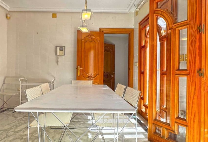 6 bedroom Apartment for sale in San Pedro del Pinatar - € 415,000 (Ref: 9293642)