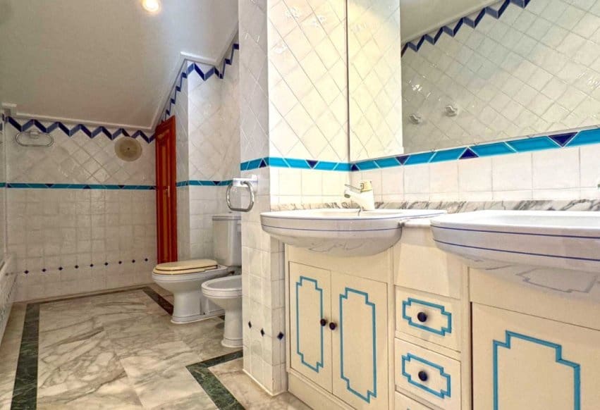 6 bedroom Apartment for sale in San Pedro del Pinatar - € 415,000 (Ref: 9293642)