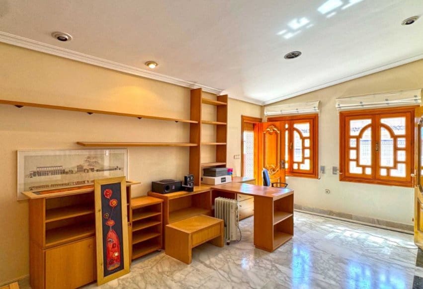 6 bedroom Apartment for sale in San Pedro del Pinatar - € 415,000 (Ref: 9293642)