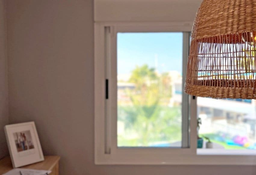 3 slaapkamer Appartement te koop in Torrevieja met zwembad - € 299.000 (Ref: 9293643)