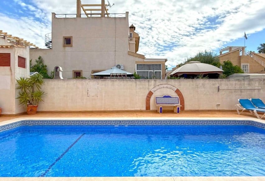 3 camera da letto Villa in vendita in Los Altos con piscina - 184.900 € (Rif: 9293646)
