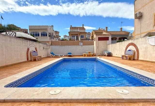 Chalet de 3 habitaciones en Los Altos en venta con piscina - 184.900 € (Ref: 9293646)
