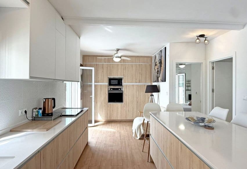 2 Zimmer Villa zu verkaufen in Villamartin mit Pool - 449.900 € (Ref: 9293649)