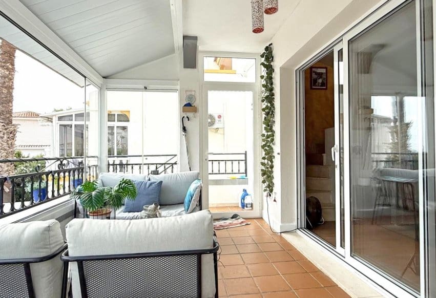 2 Zimmer Villa zu verkaufen in Villamartin mit Pool - 449.900 € (Ref: 9293649)