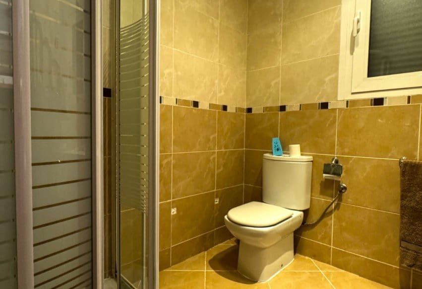 6 bedroom Villa for sale in Torrevieja with pool - € 610,000 (Ref: 9293652)