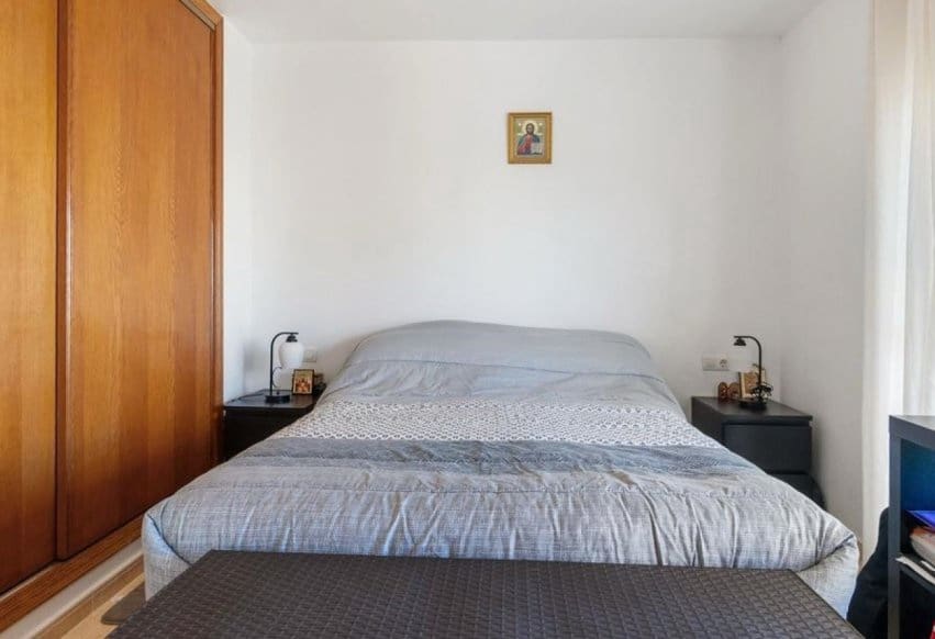 3 Zimmer Villa zu verkaufen in Villamartin mit Pool - 345.000 € (Ref: 9293658)